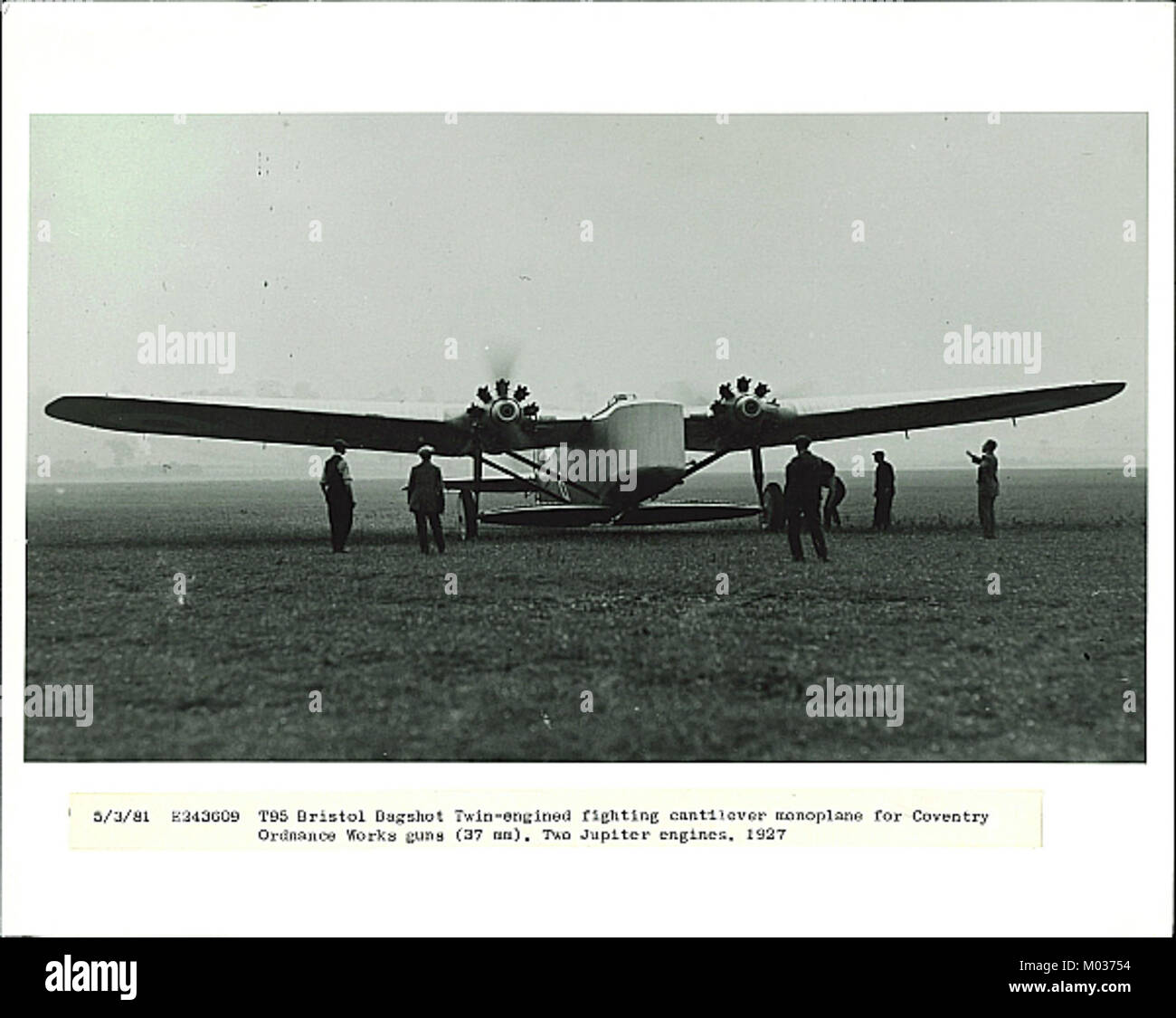 Bristol Bagshot est un endroit, probablement un quartier ou une région, connu pour ses zones résidentielles et la proximité des attractions locales. Un contexte plus approfondi est nécessaire pour préciser sa signification. Banque D'Images