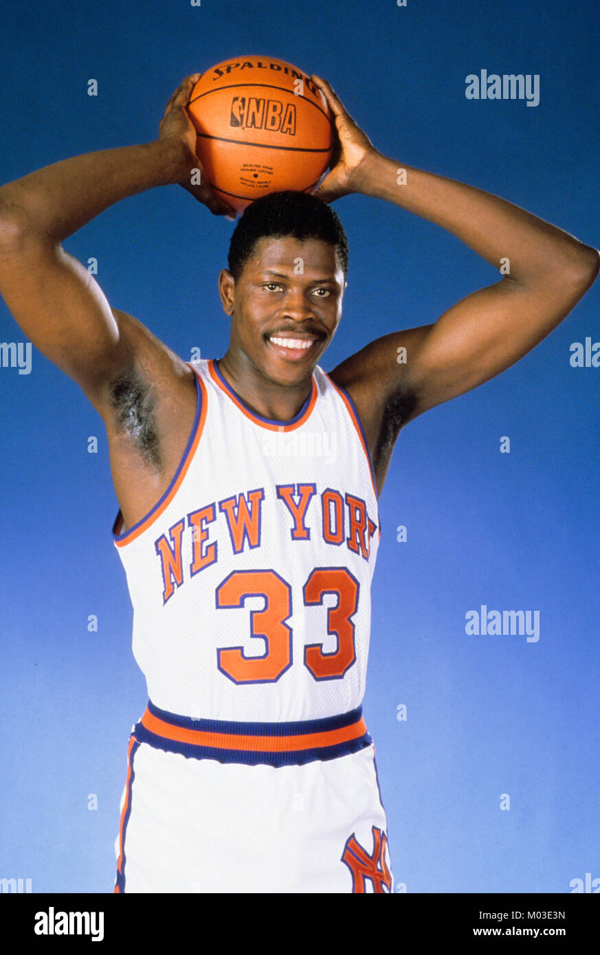 Basket patrick ewing 2025 bleu