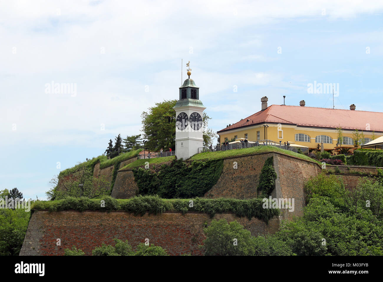 Tour de l'horloge sur la forteresse de Petrovaradin Serbie Europe Banque D'Images