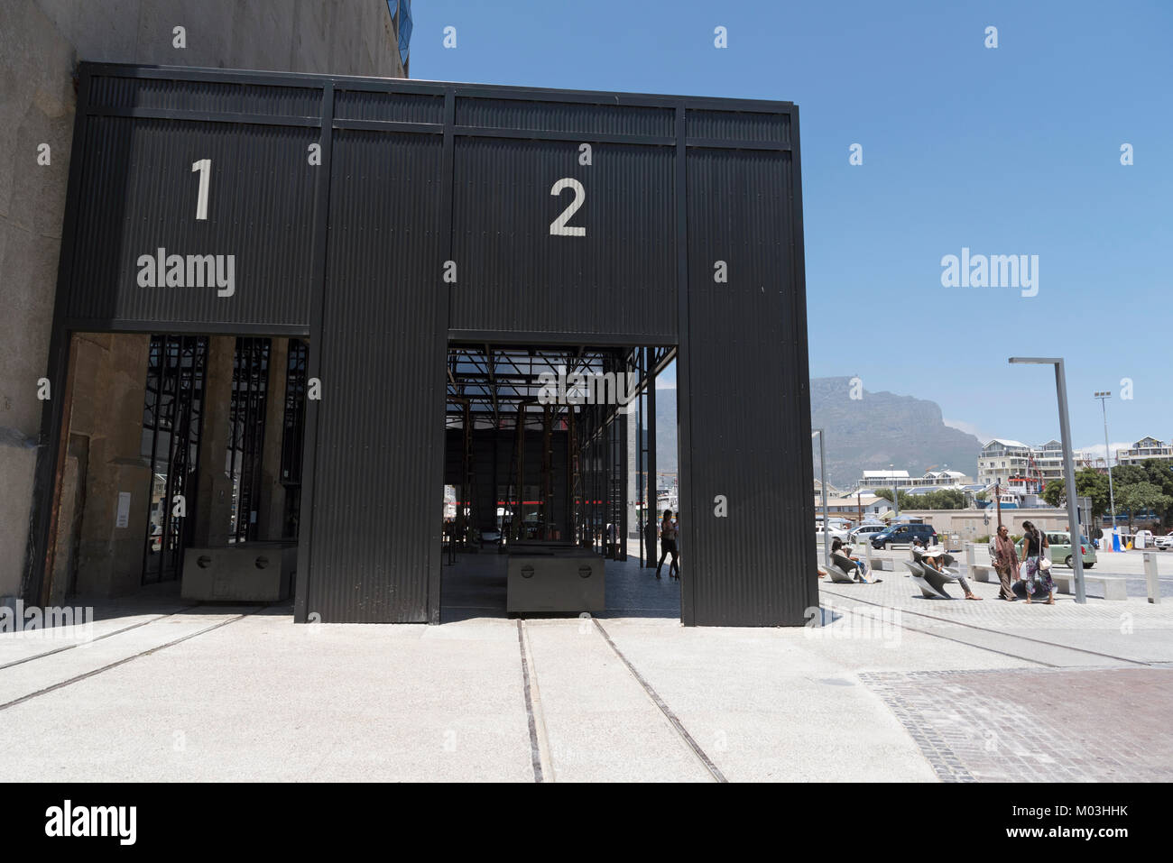 V&A Waterfront Cape Town Afrique du Sud, décembre 2017. De l'extérieur,Zeitz Musée d'art contemporain du sud Banque D'Images