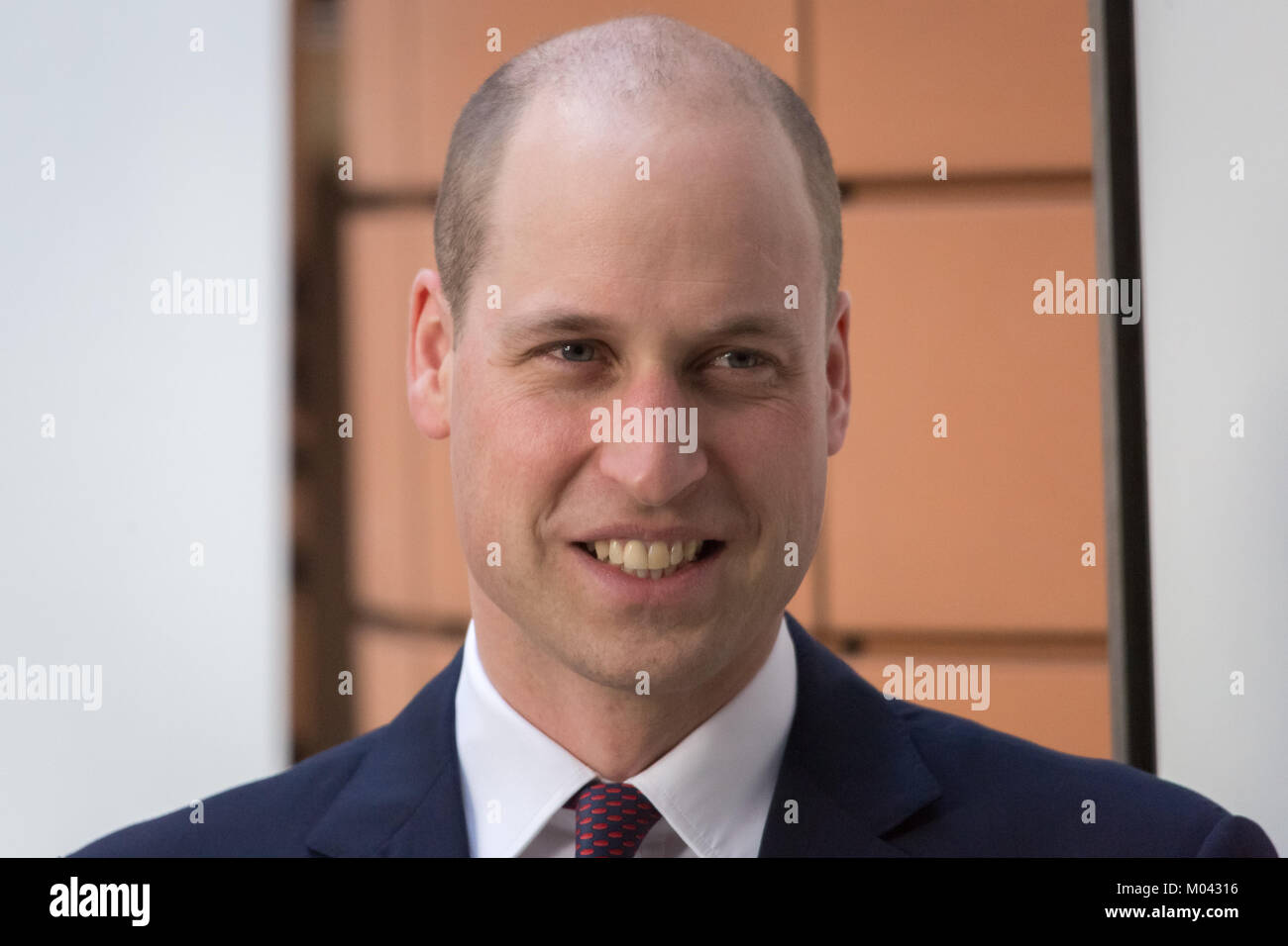 Londres, Royaume-Uni. 18 janvier, 2018. Le duc de Cambridge arrive à Evelina Children's Hospital à Londres pour rencontrer les anciens combattants qui sont actuellement à l'hôpital dans le cadre de l'etape en santé", un programme soutenu par la Fondation royale pour aider les anciens combattants, hommes et femmes, leurs conjoints et personnes à charge, trouver un emploi dans le cadre du NHS. Crédit : Guy Josse/Alamy Live News Banque D'Images