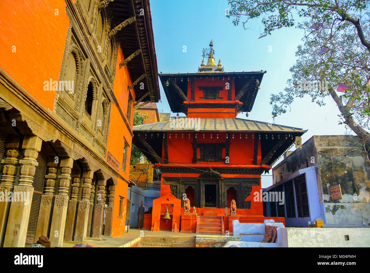 Varanasi, Uttar Pradesh, Inde, Shri Samrajeswar Pashupatinath Mahadev Mandir, également connu sous le nom de Mandir népalais Banque D'Images
