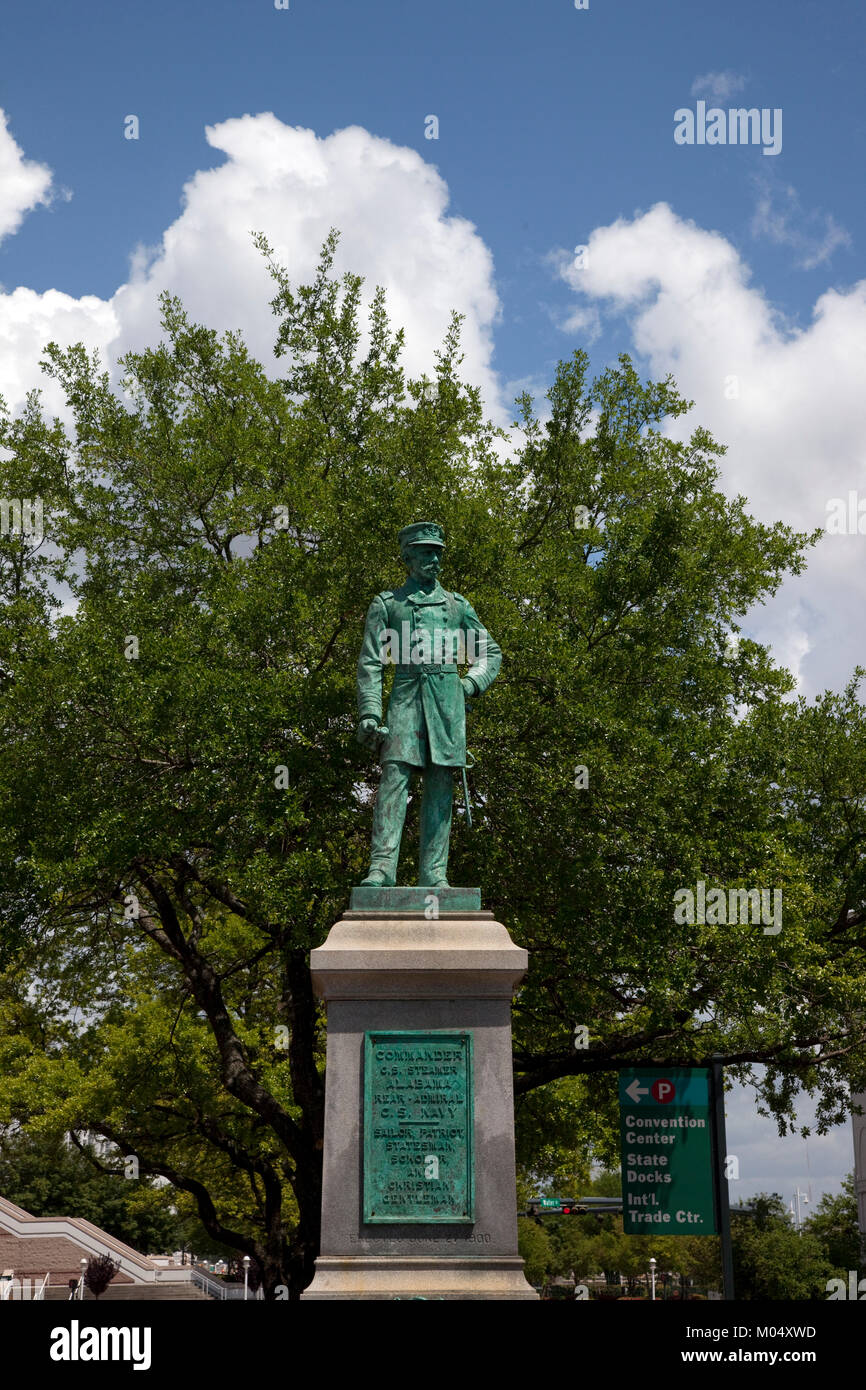 Statue de C.S. Bateau à vapeur, le Contre-amiral de la C.S. Navy Banque D'Images
