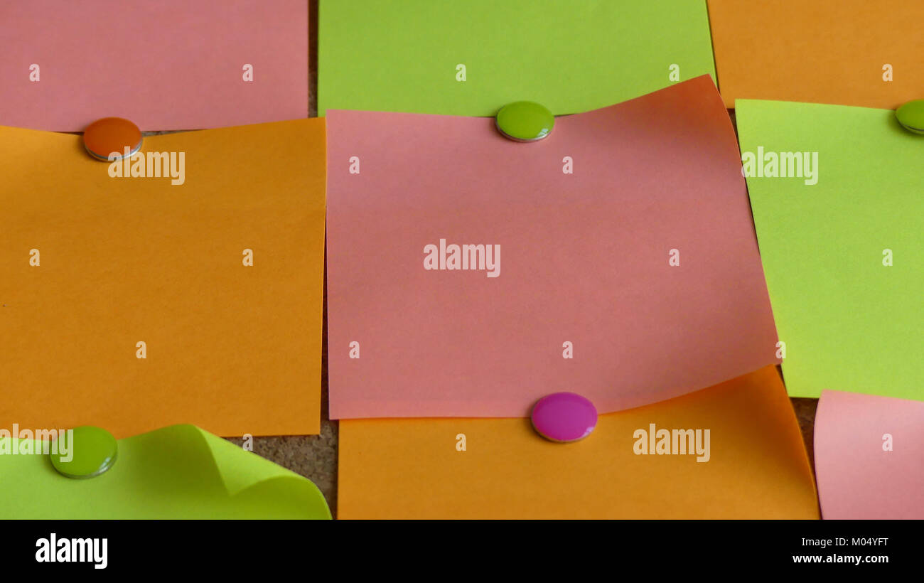 Les notes de fond de couleur multi Banque D'Images