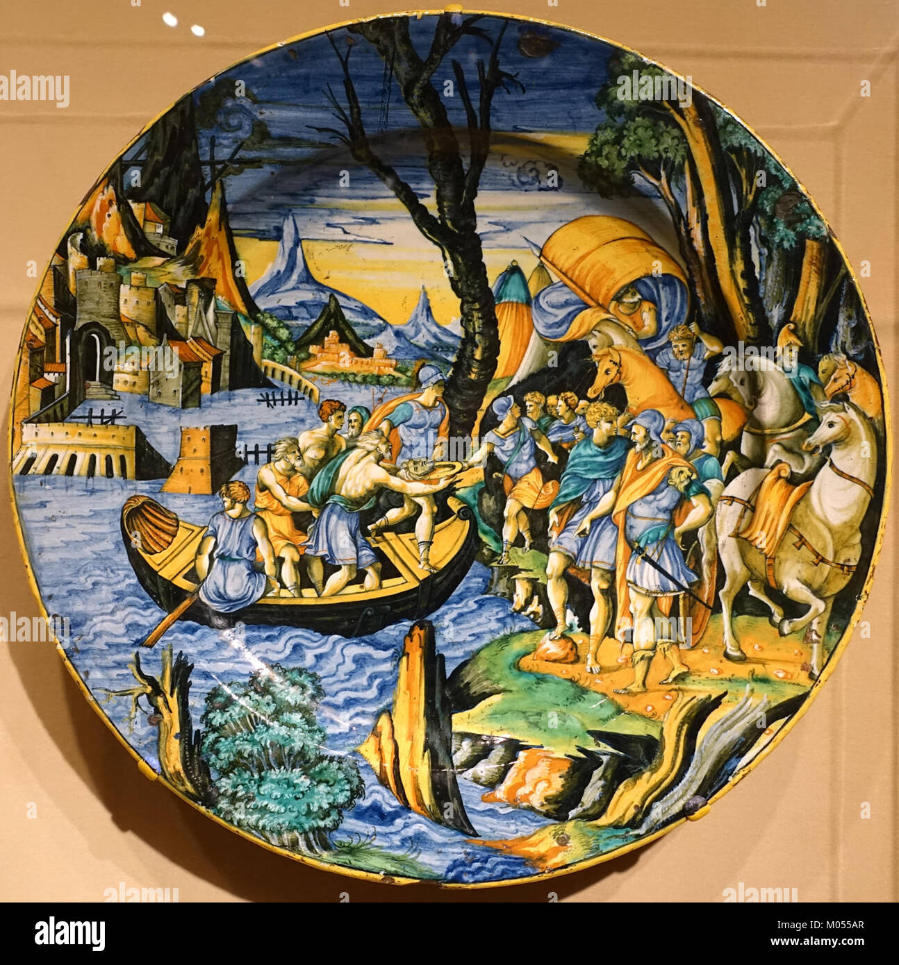 Cette œuvre d'art en majolique italienne de 1536 représente Jules César recevant la tête de Pompée, mettant en valeur des événements romains historiques et l'art classique sous la forme de poteries émaillées. La pièce est conservée au Princeton University Art Museum. Banque D'Images