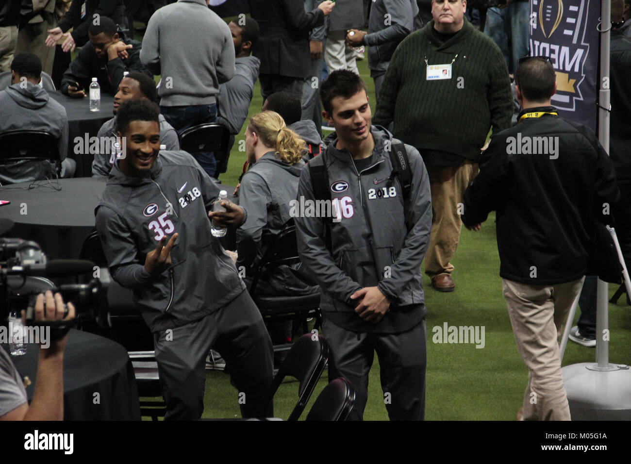 Brian Herrien et John Seter ont assisté à la Journée des médias du championnat national College Football Playoff en janvier 2018, où ils ont discuté de leurs expériences et de leur préparation pour le prochain match dans le championnat national. Banque D'Images