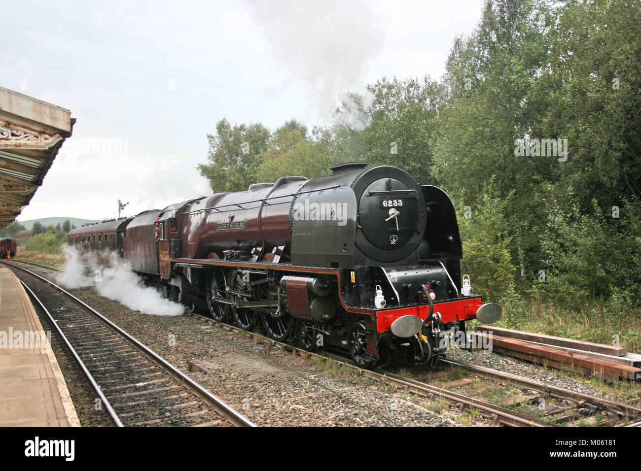 Locomotive à vapeur Pacific LMS n° 6233 la duchesse de Sutherland à Hellifield, 19 septembre 2009 - Hellifield, Yorkshire, Royaume-Uni Banque D'Images