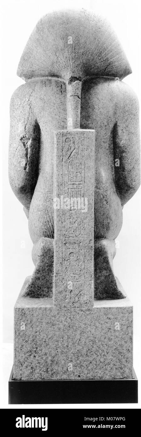 Grande Statue d'Hatchepsout agenouillée rencontré 30-3-2 bw148138 Banque D'Images