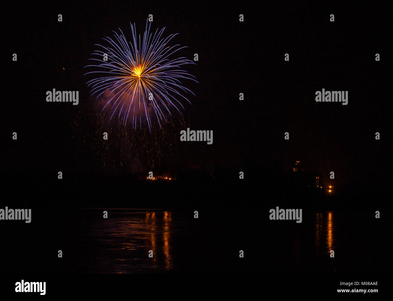 Château de Rivalta dans Fireworks Banque D'Images