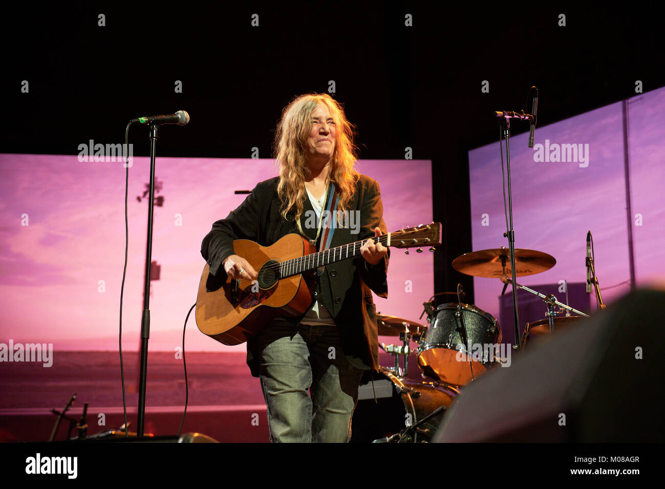 ST. PAUL, le 12 septembre : Patti Smith joue lors du dépôt de l'Union européenne le 12 septembre 2013 à St Paul, Minnesota. Crédit : Tony Nelson/Mediapunch Inc. Banque D'Images