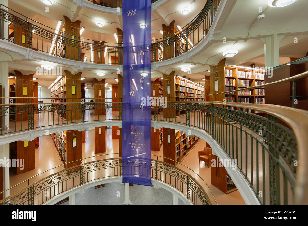 Helsinki, Finlande - le 6 novembre 2017 : l'intérieur de la Bibliothèque Nationale de Finlande. L'édifice fut construit en 1832 par la conception de l'architecte Carl Lu Banque D'Images