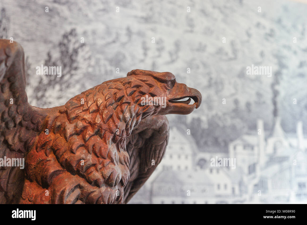 Vieille fonte rusty eagle à l'âge impérial allemand Banque D'Images
