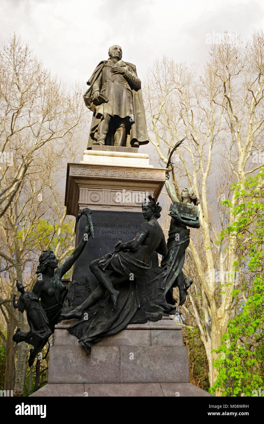 Trieste, Italie. Le monument public dédié à Domenico Rossetti de scander dans le centre-ville. Banque D'Images