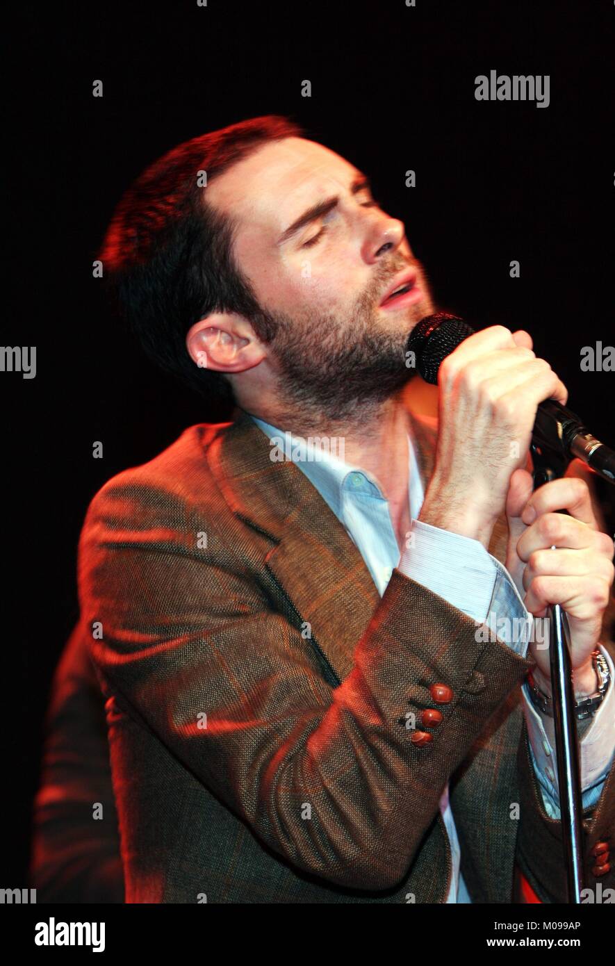 Maroon 5 Maroon 5 bande nommé aux Grammy Awards effectuer lors d'une conférence de presse annonçant la Honda Civic Tour 2005. illustré : Maroon 5 poser pour des photos. Hollywood, CA. 27 janvier 2005 © RTBJ/ MediaPunch Banque D'Images