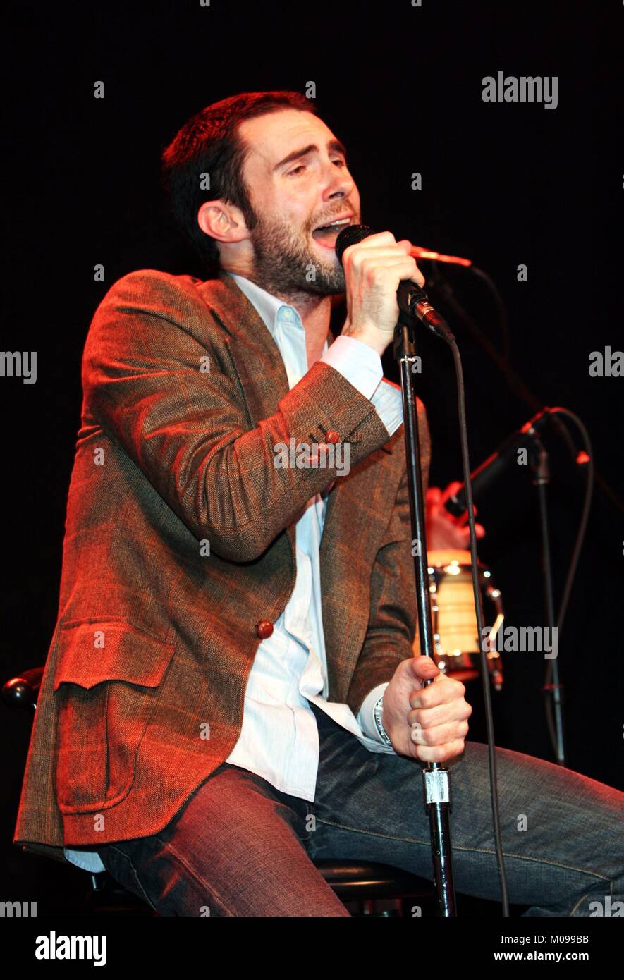 Maroon 5 Maroon 5 bande nommé aux Grammy Awards effectuer lors d'une conférence de presse annonçant la Honda Civic Tour 2005. illustré : Maroon 5 poser pour des photos. Hollywood, CA. 27 janvier 2005 © RTBJ/ MediaPunch Banque D'Images