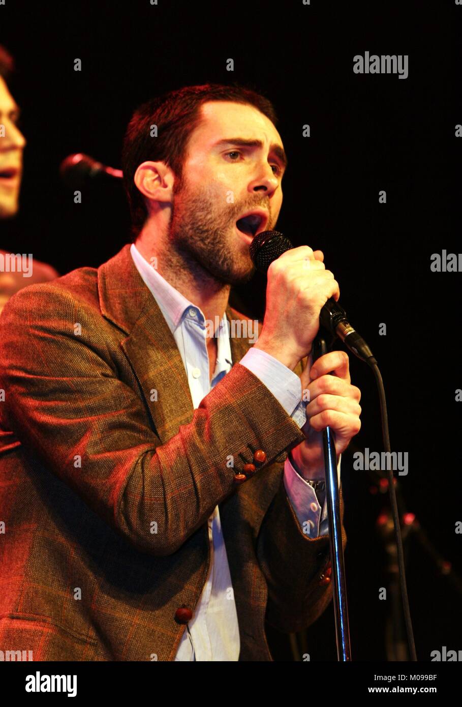 Maroon 5 Maroon 5 bande nommé aux Grammy Awards effectuer lors d'une conférence de presse annonçant la Honda Civic Tour 2005. illustré : Maroon 5 poser pour des photos. Hollywood, CA. 27 janvier 2005 © RTBJ/ MediaPunch Banque D'Images