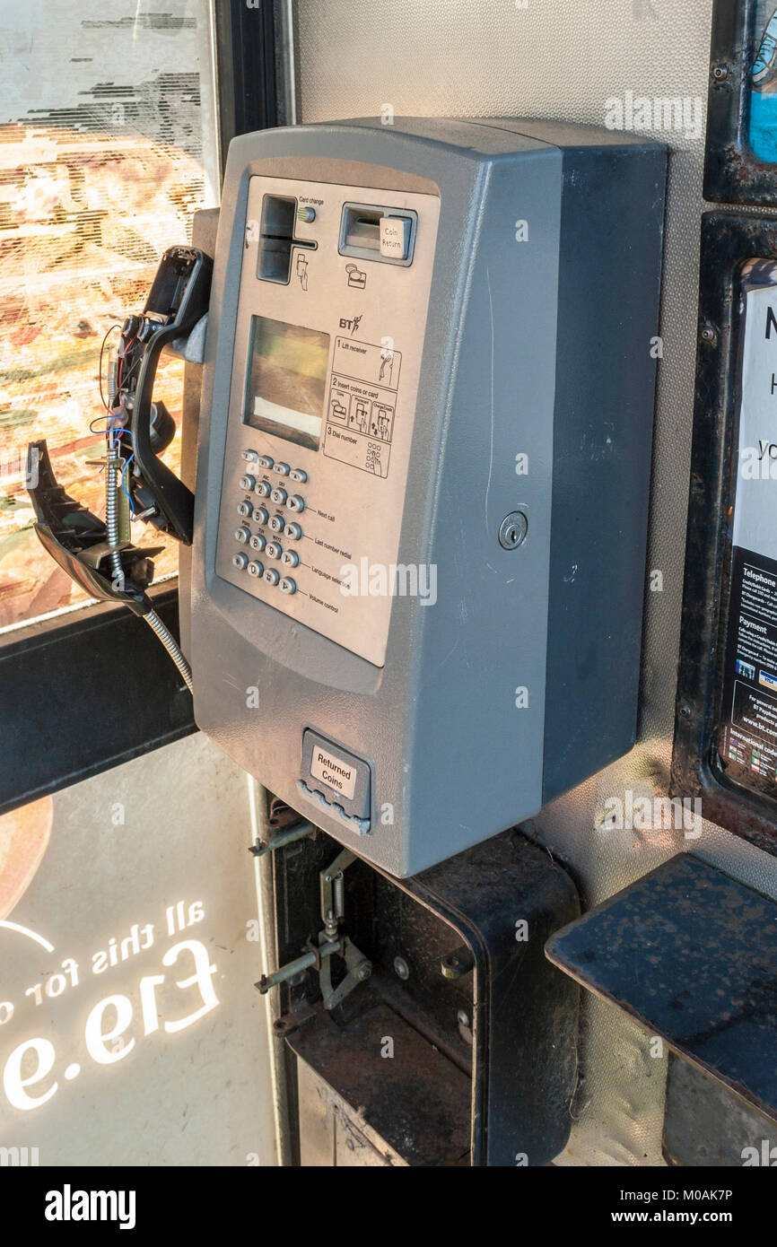 Cabine téléphonique vandalisés Banque D'Images