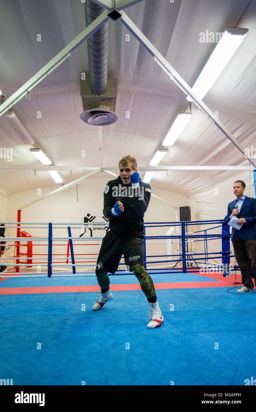 La Norvège, Bergen - 7 juin 2017. Le boxeur norvégien Simen Nysaeter vu à l'entraînement avant que la lutte contre l'Miklos Kovacs à Bergen. (Photo crédit : Gonzales Photo - Jarle H. MEO). Banque D'Images