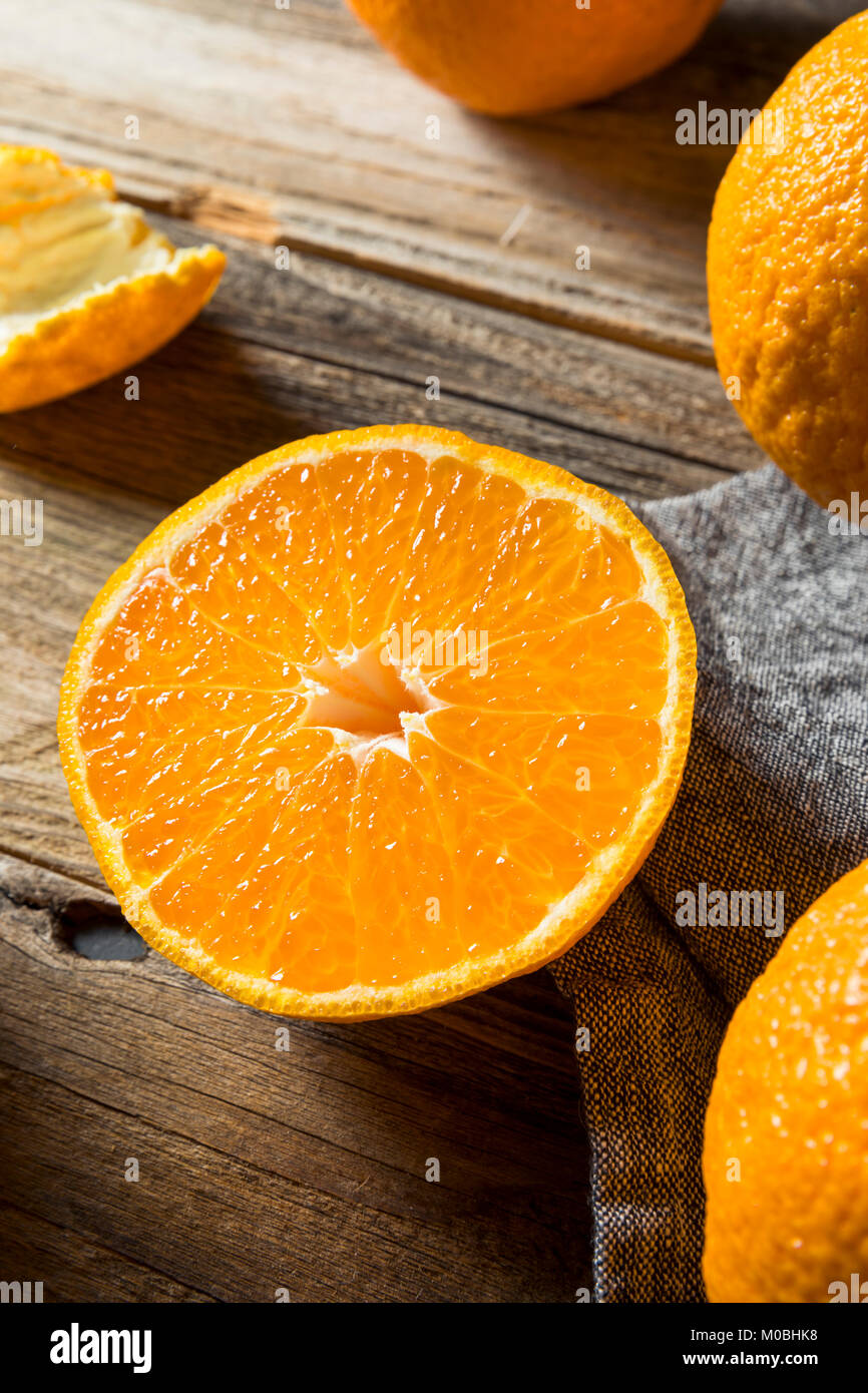 Matières premières fraîches Oranges Sumo prêt à manger Banque D'Images