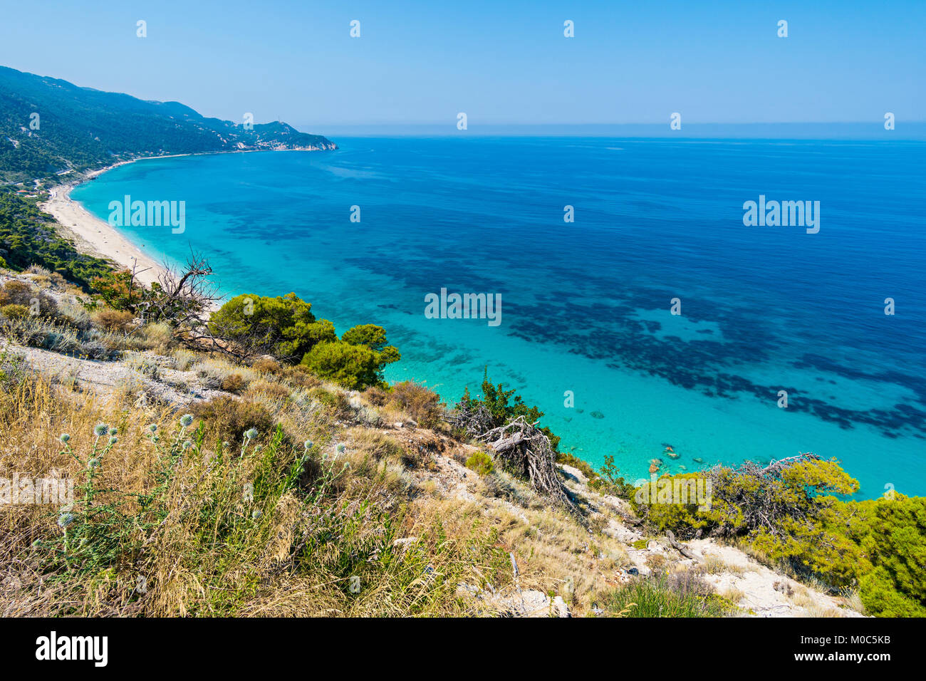 Vue aérienne de la mer Ionienne sur la côte ouest de Lefkada Banque D'Images