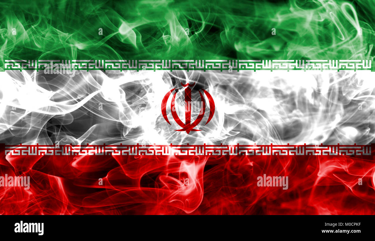 L'Iran drapeau de fumée Banque D'Images