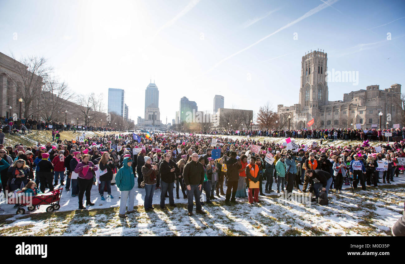 20 janvier 2018 - La Marche des femmes de l'Indiana, la reconquête de notre pouvoir de l'État aux urnes, a pris placce Samedi, 20 janvier 2018, Indianapolis, Indiana. Credit : Lora Olive/ZUMA/Alamy Fil Live News Banque D'Images