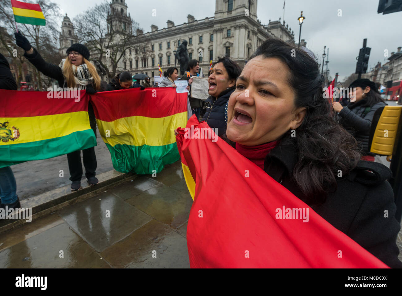 Janvier 20, 2018 - Londres, Royaume-Uni. 20 janvier 2018. Les boliviens manifestation à la place du Parlement contre le président Evo Morales, ayant remporté un appel de la Cour suprême qui lui permettra de se présenter pour un quatrième mandat en 2019. Credit : ZUMA Press, Inc./Alamy Live News Banque D'Images