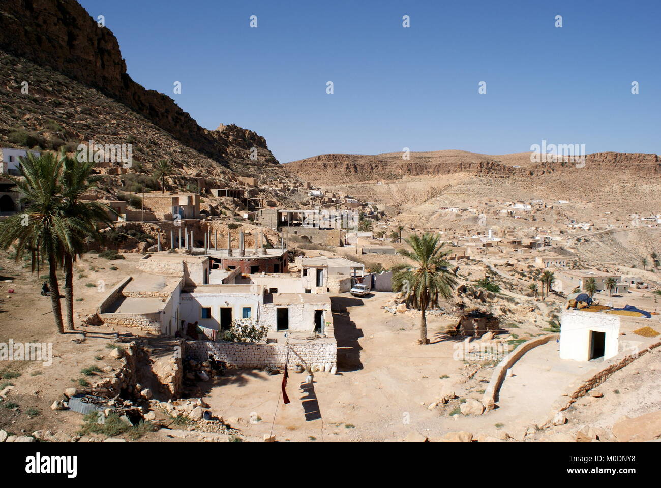 Le village de montagne de Toujane, district de Gabès, Tunisie Photo ...