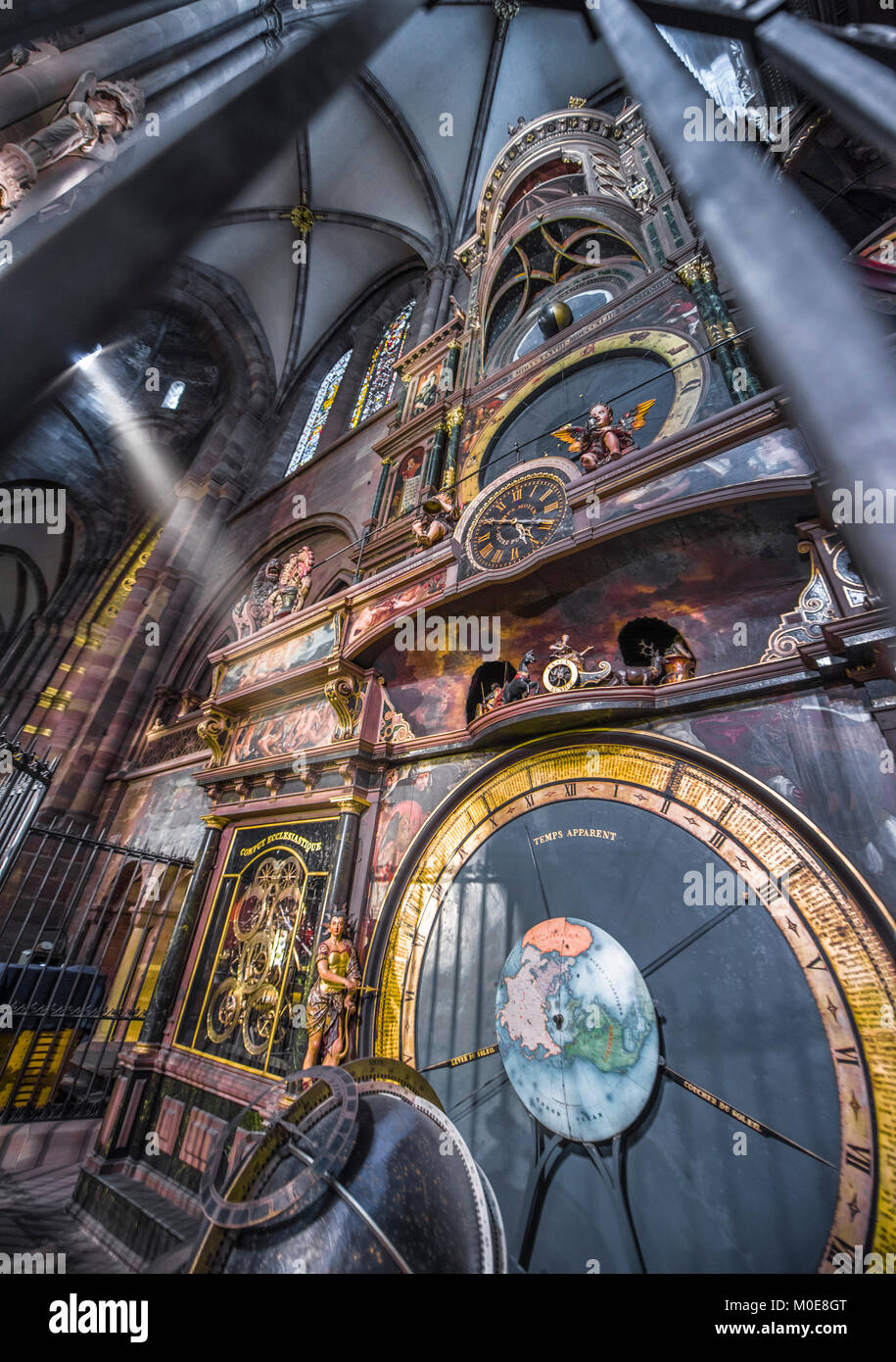 Astronomical clock in strasbourg cathedral Banque de photographies et d