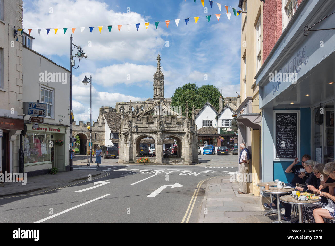 15e siècle le marché de Malmesbury Cross High Street, Malmesbury, Wiltshire, Angleterre, Royaume-Uni Banque D'Images