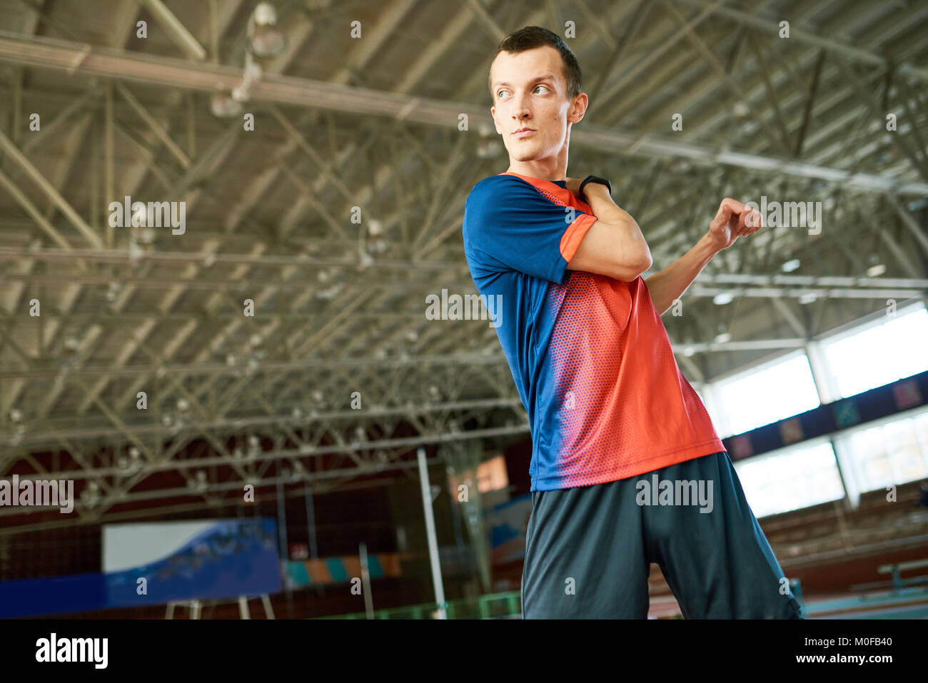 Sportsman motivés avant la Pratique Banque D'Images