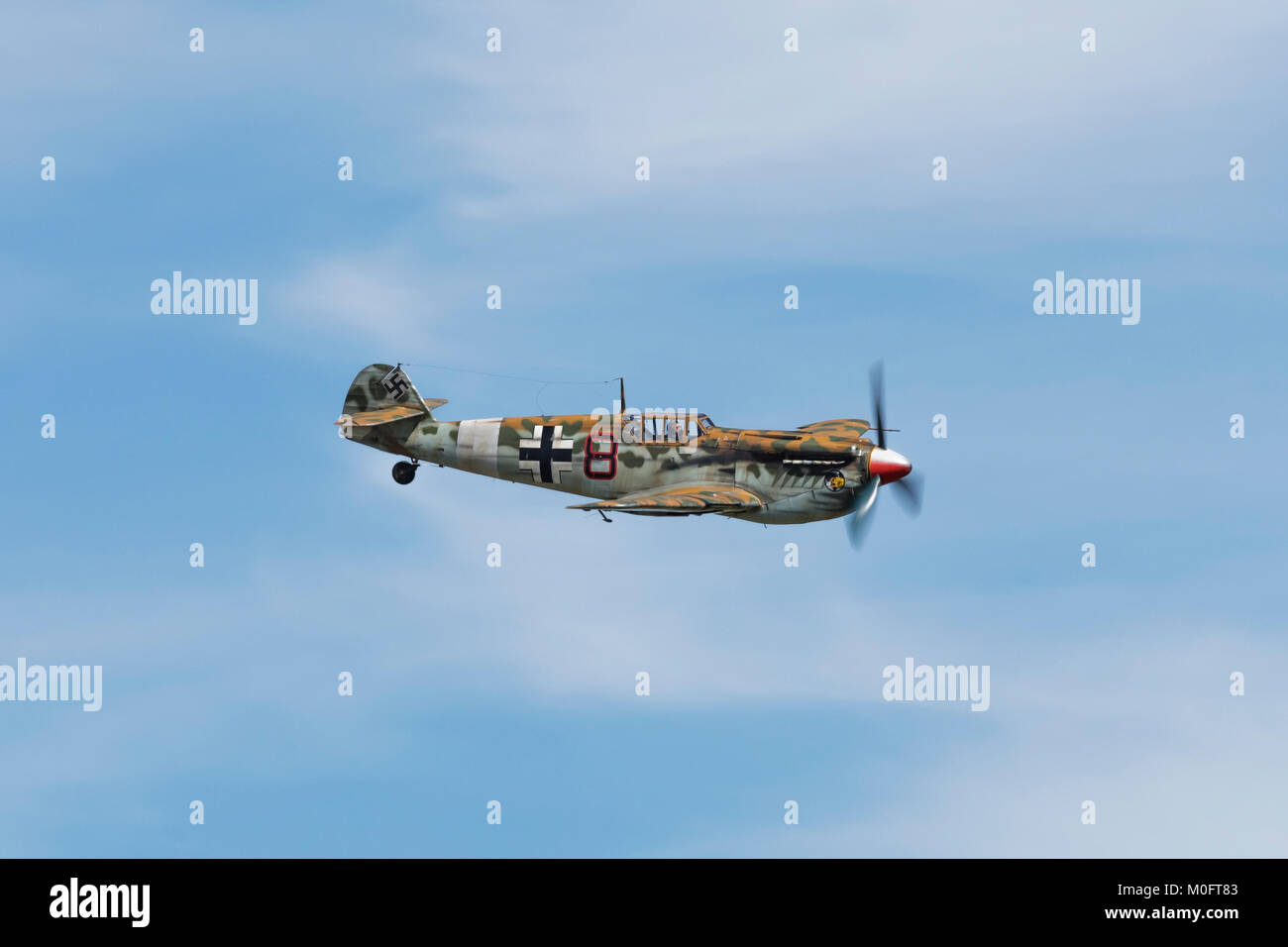 Bf109 l'enregistrement G-AWHK Buchon battant le 8 juillet 2017 à Duxford, España Banque D'Images