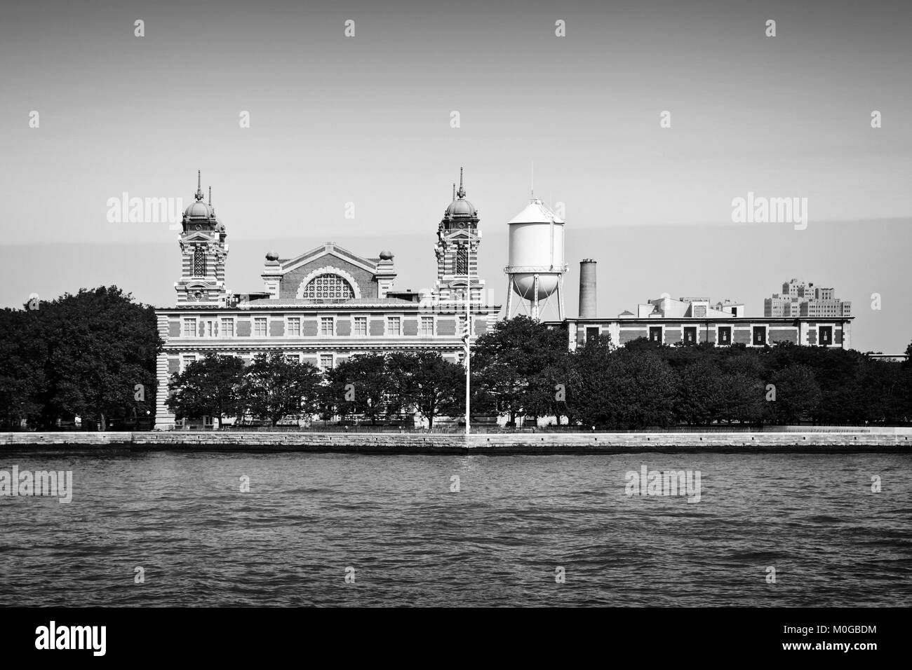 Ellis Island, à New York, noir et blanc Banque D'Images