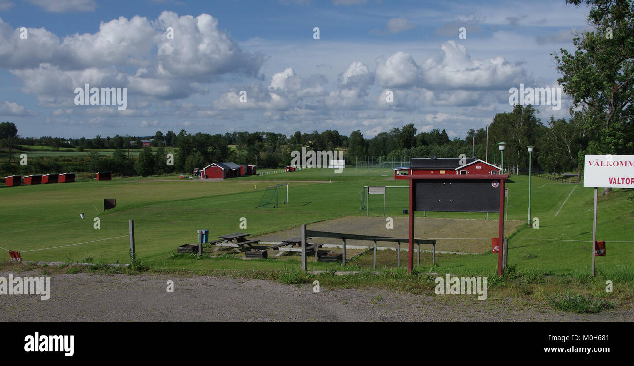 Brovalla IP, situé à Valtorp, Västergötland, Suède, est une installation sportive au service de la communauté locale pour des activités sportives et récréatives. Banque D'Images