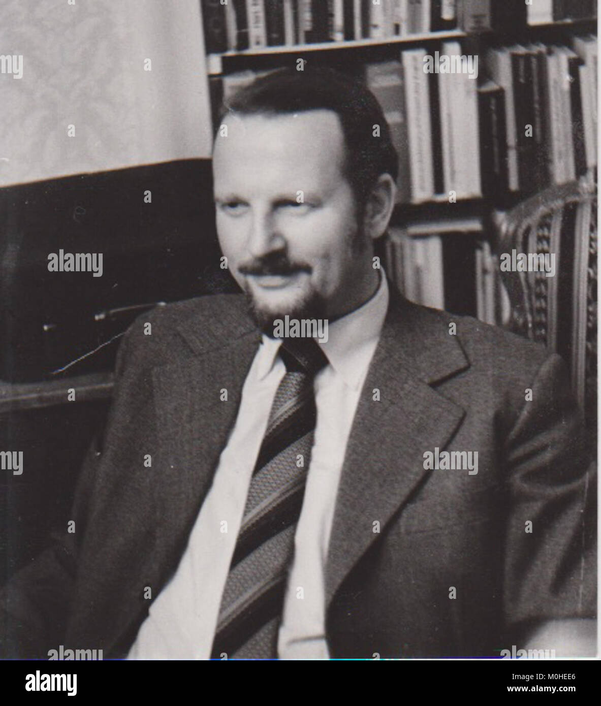 Georg Brack était un artiste allemand remarquable du XXe siècle connu pour son travail sur le cubisme et l'expressionnisme. Son art mêle abstraction géométrique et intensité émotionnelle, se concentrant souvent sur la forme humaine et la vie moderne. Banque D'Images