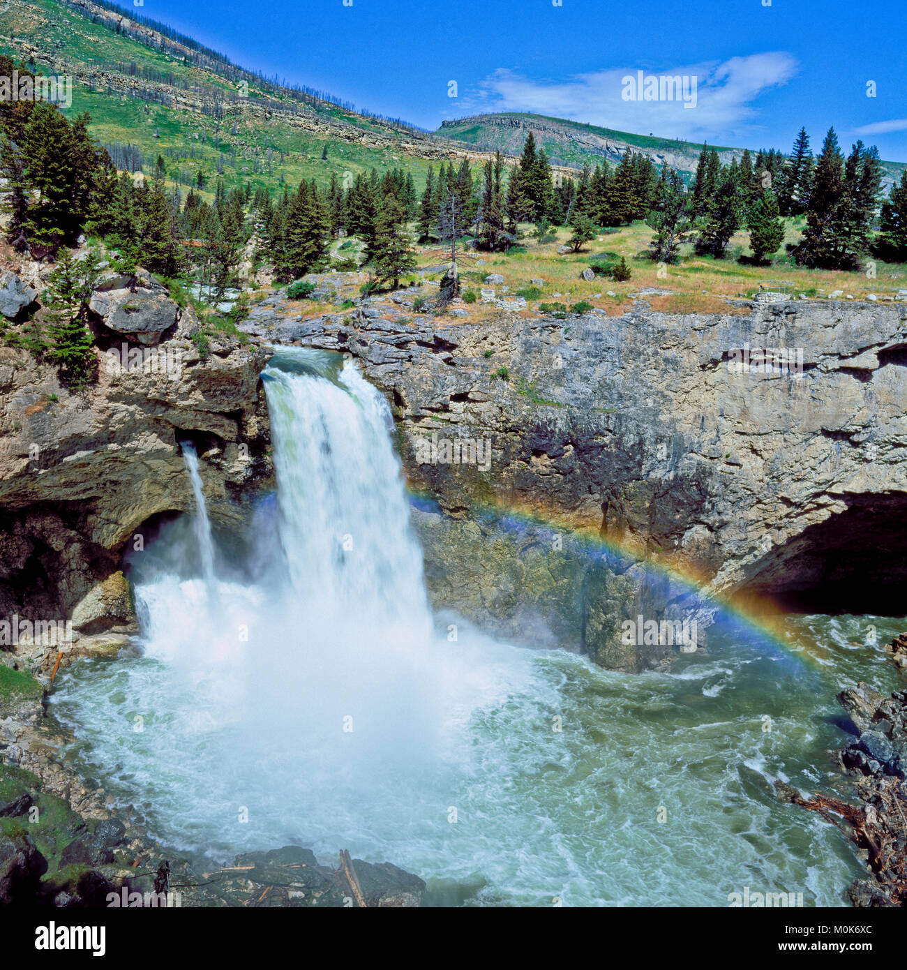 double cascade au pont naturel de la rivière boulder et chutes près de big timber, montana Banque D'Images