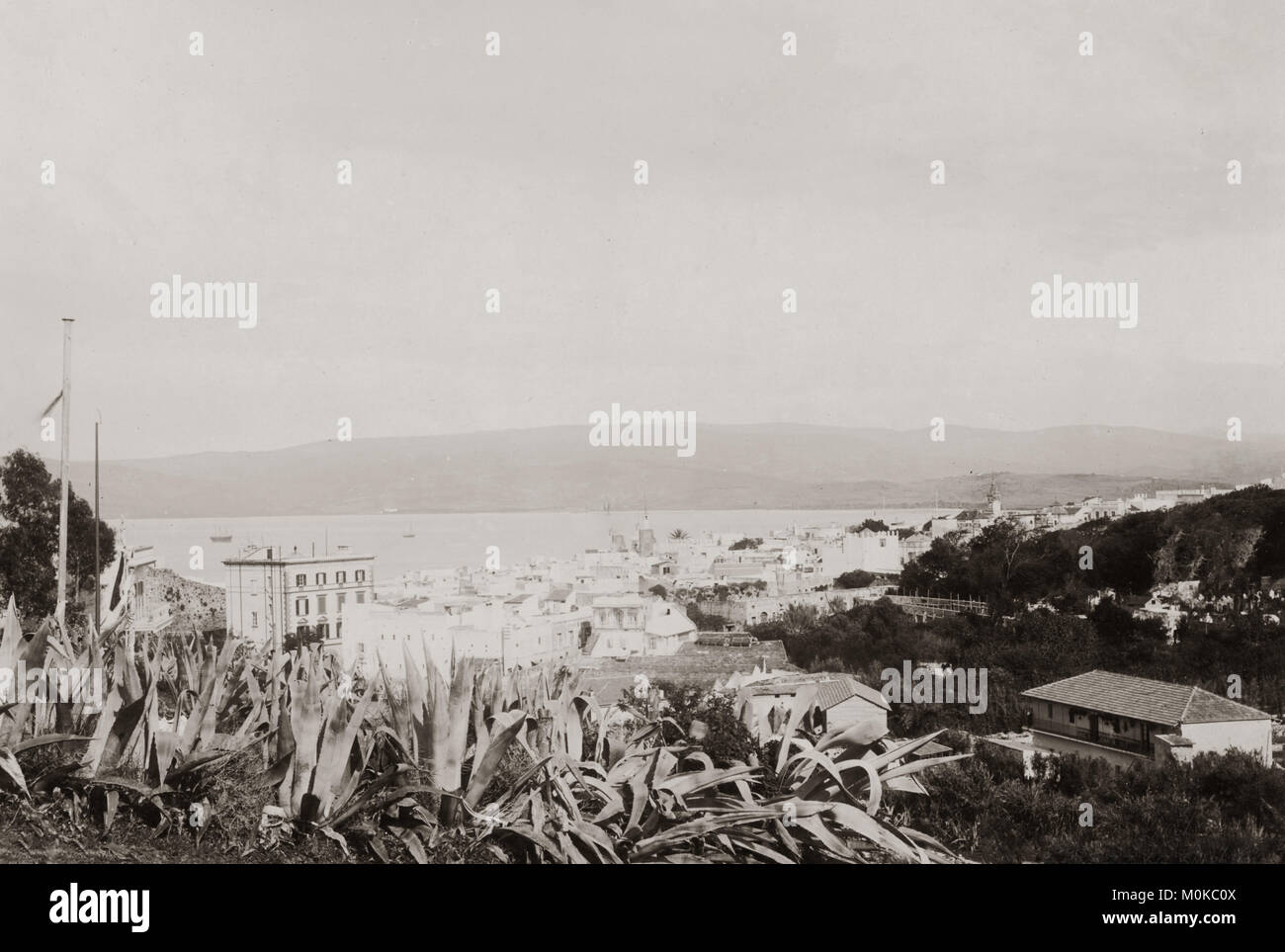 Tanger à partir de l'ouest, Maroc, c.1900 Banque D'Images