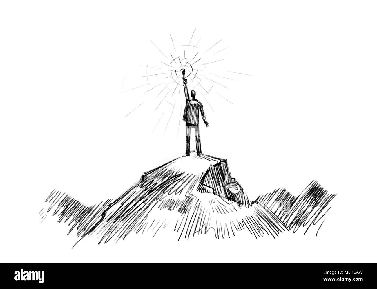 L'homme se dresse au sommet de la montagne avec une torche dans la main. Entreprise, succès, concept de réalisation Banque D'Images