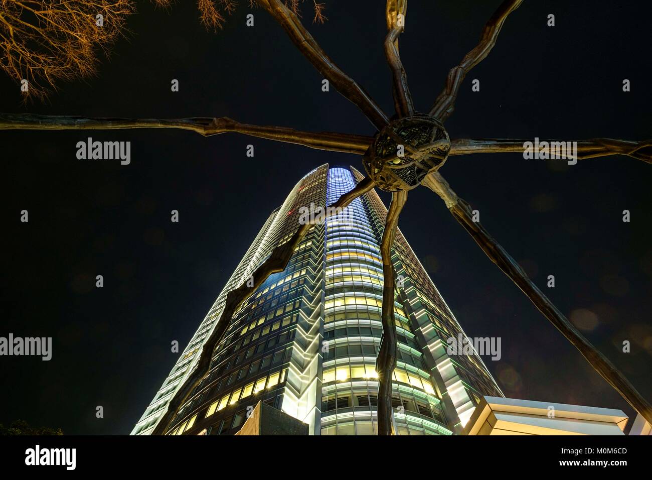 L'île de Honshu, Japon,région de Kanto,Tokyo, Roppongi Hills Mori Tower,mère,de Maman - sculpture de Louise Bourgeois artiste français Banque D'Images