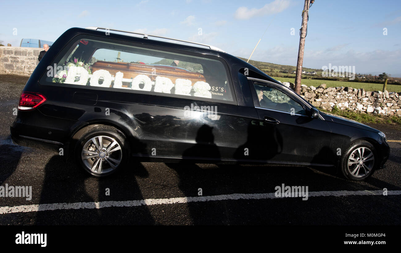 Les funérailles du chanteur Cranberries Dolores O'Riordan à Limerick, Irlande. Banque D'Images
