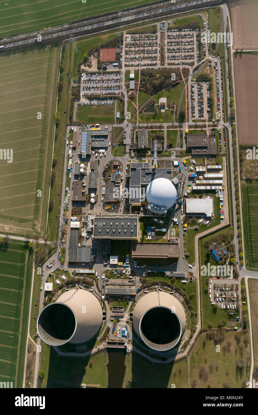 Grohnde centrale nucléaire, énergie nucléaire, centrale nucléaire sur la rivière Weser, tours de refroidissement, réacteur à eau pressurisée de Siemens, l'allemand Banque D'Images Grohnde centrale nucléaire, énergie nucléaire, centrale nucléaire sur la rivière Weser, tours de refroidissement, réacteur à eau pressurisée de Siemens, l'allemand Banque D'Images