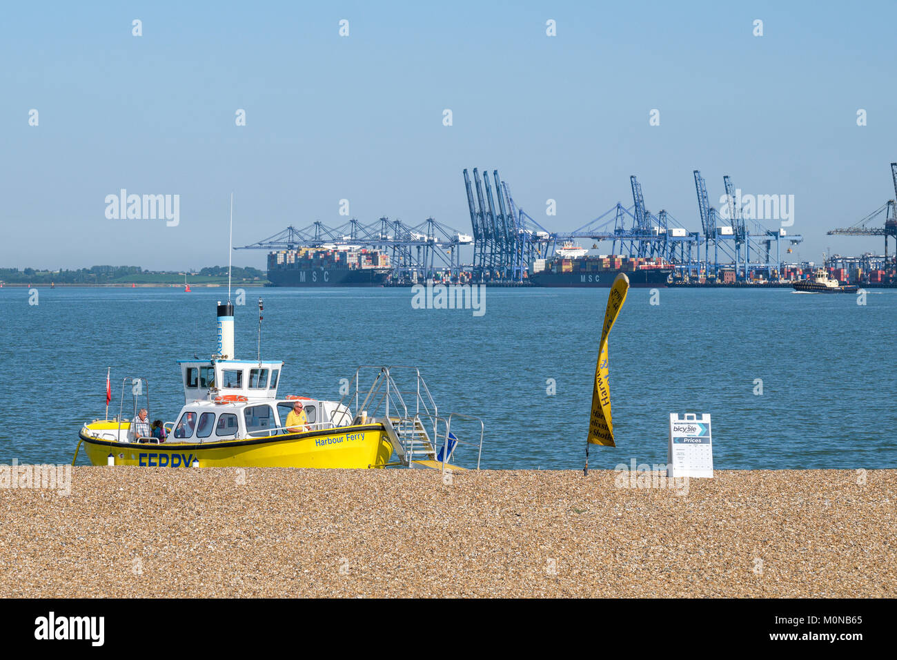 Le port de Harwich ferry pied/vélo prêt à s'écarter de Landguard Point, Felixstowe, Suffolk, Angleterre, RU Banque D'Images
