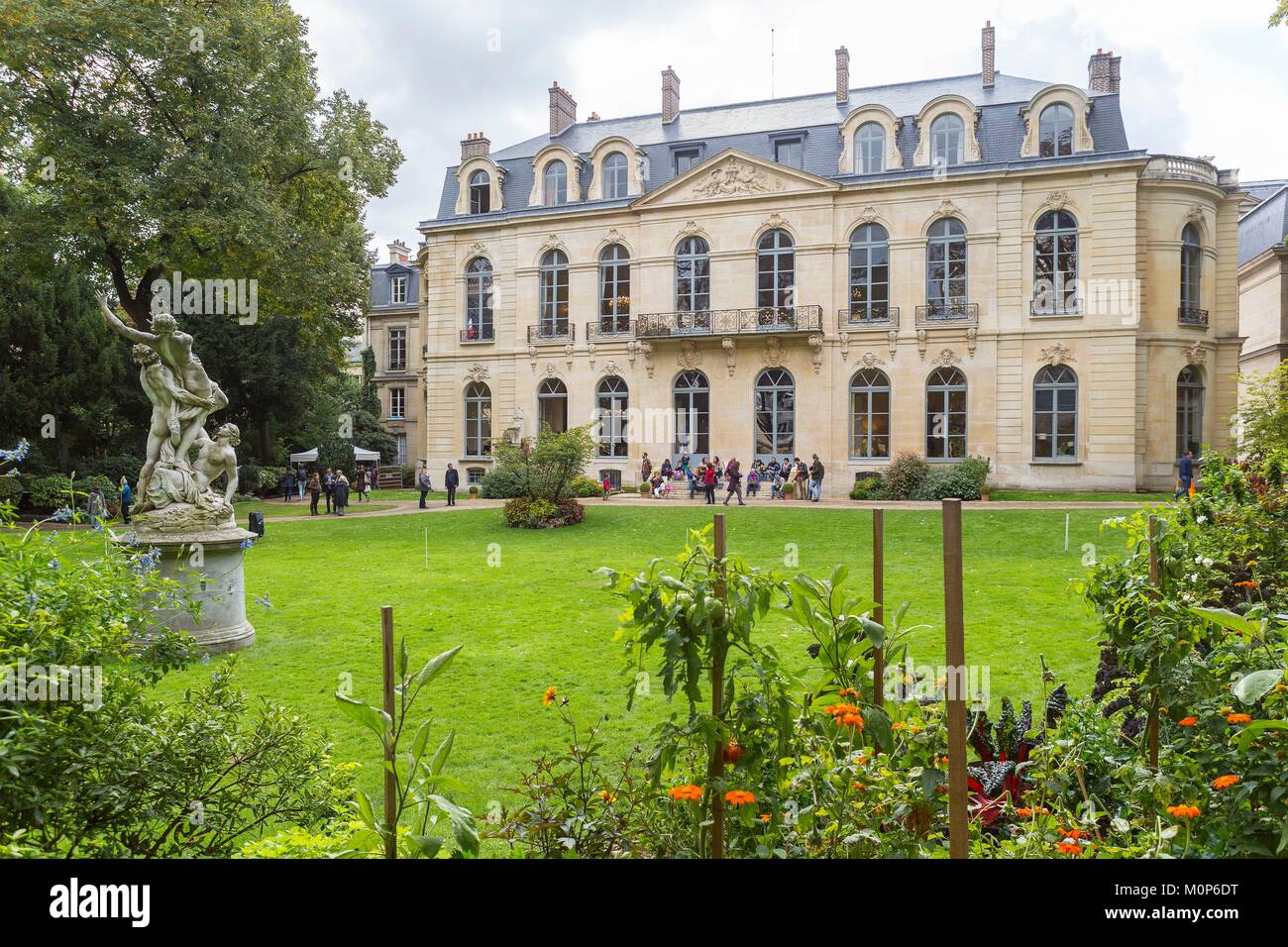 France,Paris,Journées du Patrimoine 2017, l'hôtel de Villeroy,en ce moment le ministère français de l'Agriculture, le parc Banque D'Images