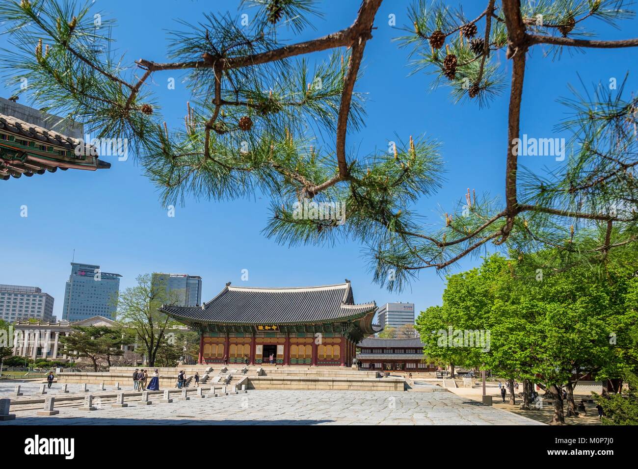 La Corée du Sud, Séoul, Jung-gu district,palais Deoksugung ou palais de la longévité vertueuse construit par les rois de la dynastie Joseon Banque D'Images
