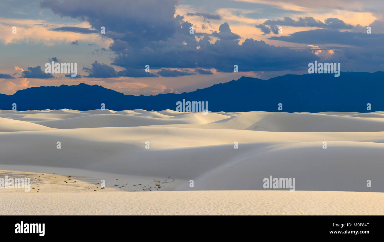 Dune de sable, dunes de sable blanc National Monument, Nouveau Mexique. Banque D'Images