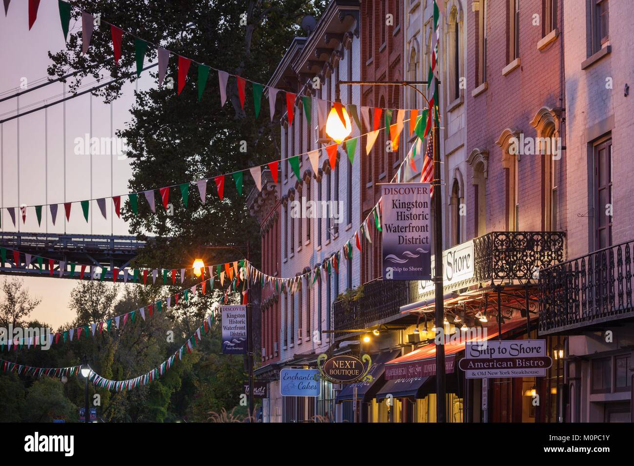 United States, New York, le Hudson Valley,Kingston,Rondout Historic District,crépuscule Banque D'Images