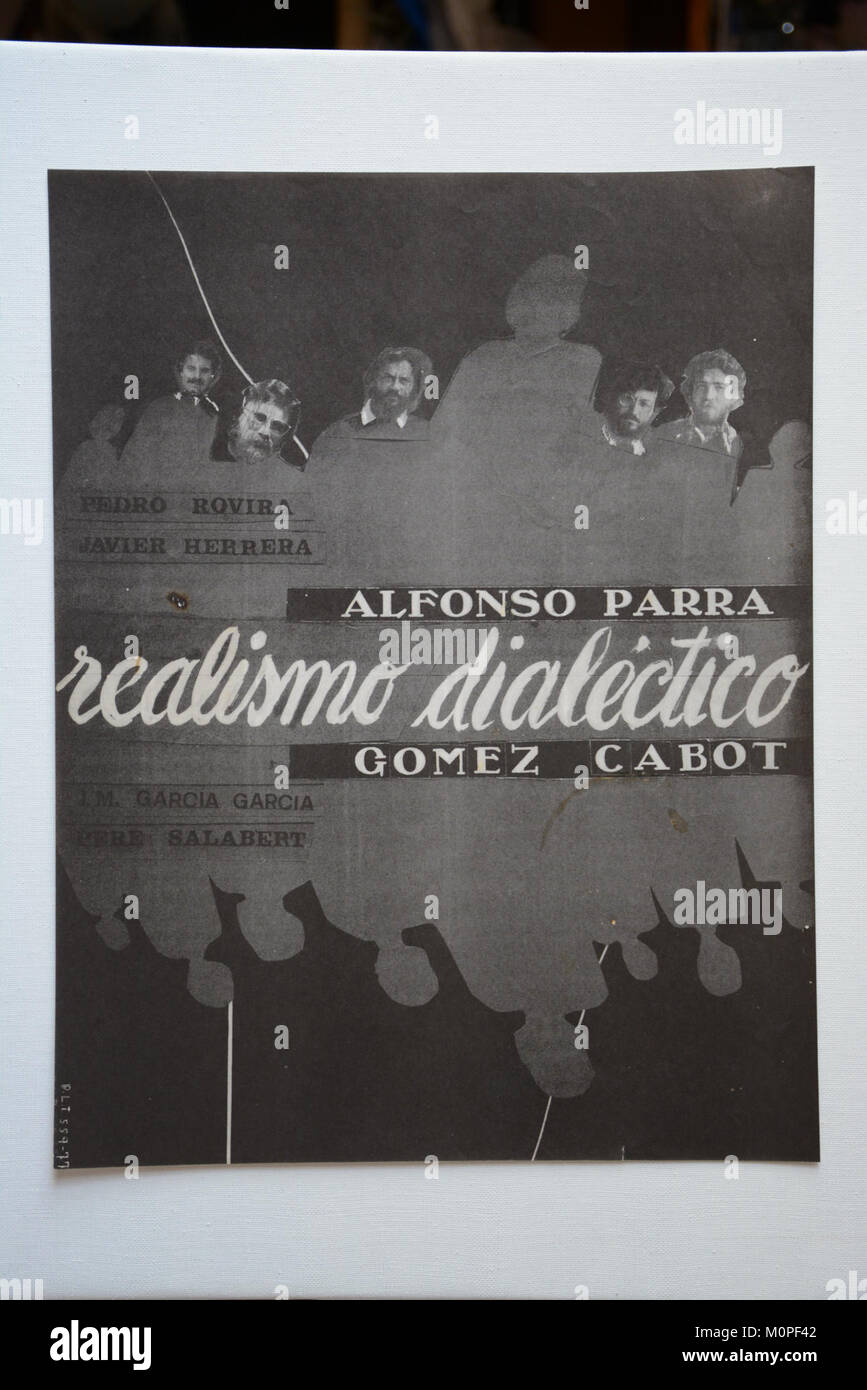 Le cartel fondateur, créé en 1977, a joué un rôle clé dans le développement économique et politique de la région. Ce document représente la création formelle de l'entente, soulignant son influence lors de sa création. Banque D'Images
