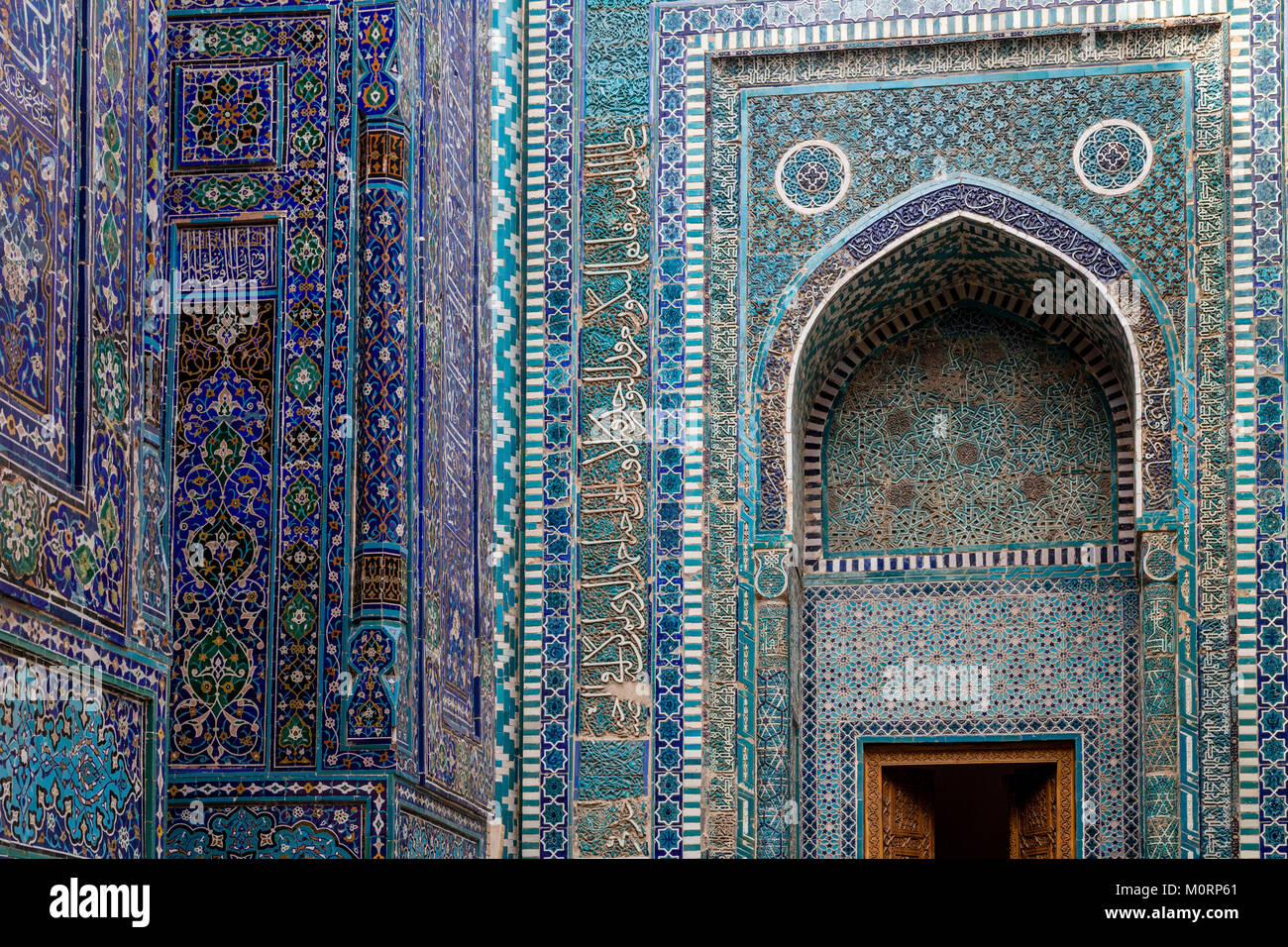Le Shah-i-Zinda Mausolée complexe, Samarkand, Ouzbékistan Banque D'Images