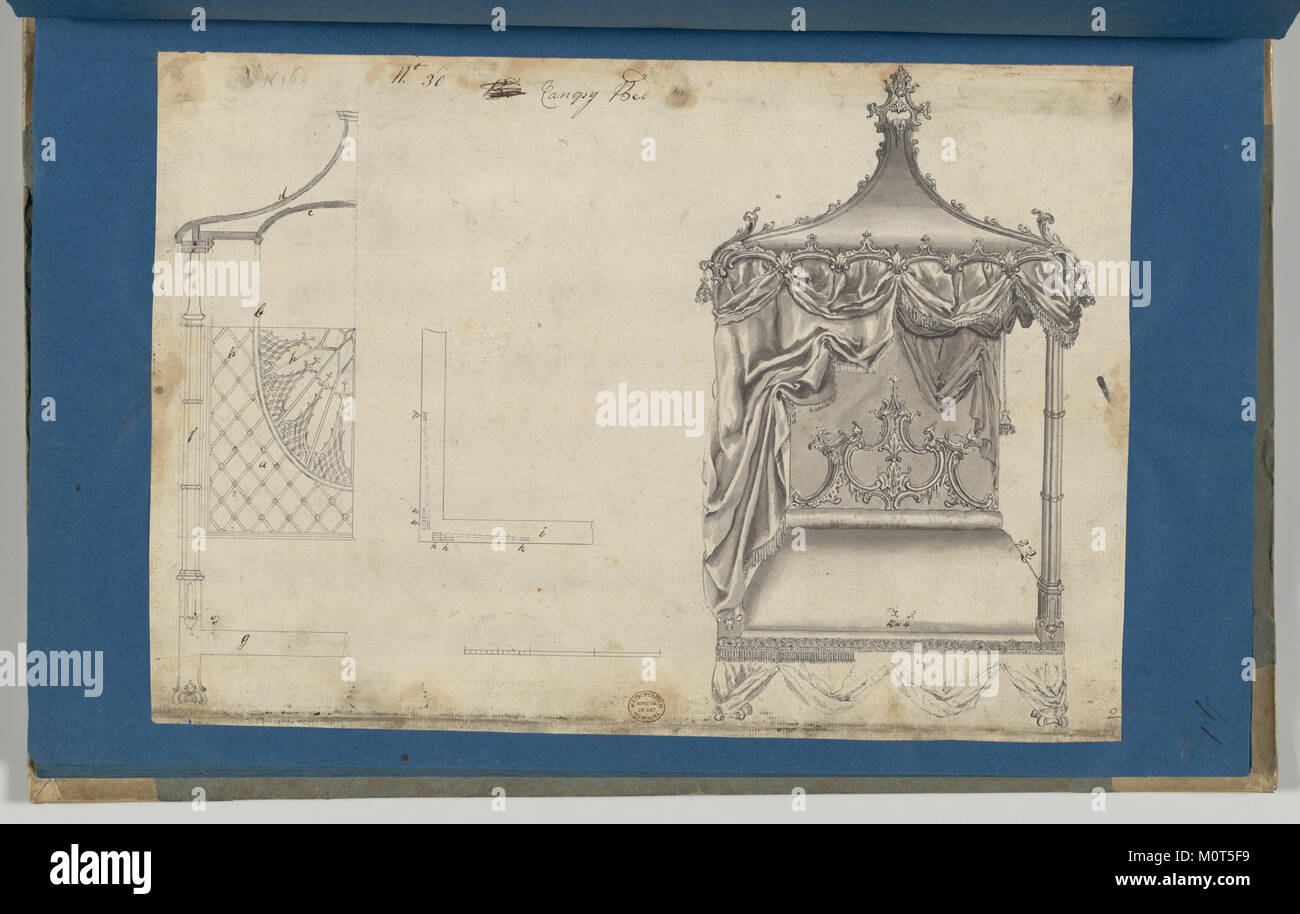 Cette image présente un design de lit à baldaquin tiré des dessins de meubles de Chippendale, volume I, mettant en valeur l'artisanat complexe et les détails caractéristiques du style du XVIIIe siècle. La structure du bedâ€™ met en valeur des sculptures ornées et un design distinctif, typique de l'œuvre de Chippendale. Banque D'Images