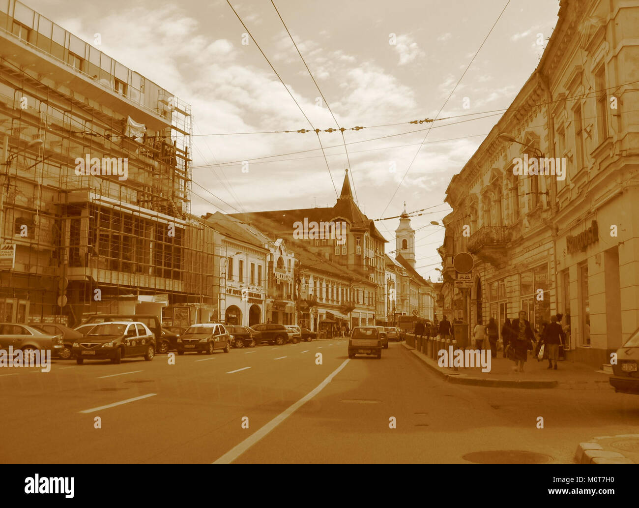 Le Central Megastore Facelift implique un important projet de rénovation visant à moderniser l'intérieur et l'extérieur du magasin, en améliorant son attrait et sa fonctionnalité pour les clients. Banque D'Images